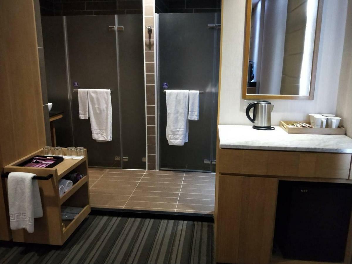 גאושיונג In Young Hotel מראה חיצוני תמונה
